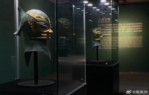 总的来说唐探1900和哪吒之魔童闹海这两部电影都是春节档期的佳作它们不仅为观众们带来了无尽的欢乐和感